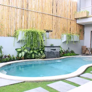 https://rusty-seminyak-seminyak-bali.hotelsseminyak.net